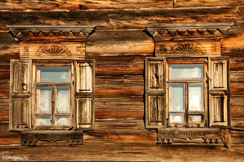 Ставни в избе