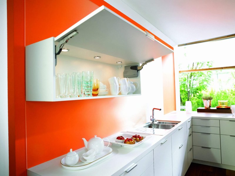 Подъемный механизм Blum Aventos HK-S