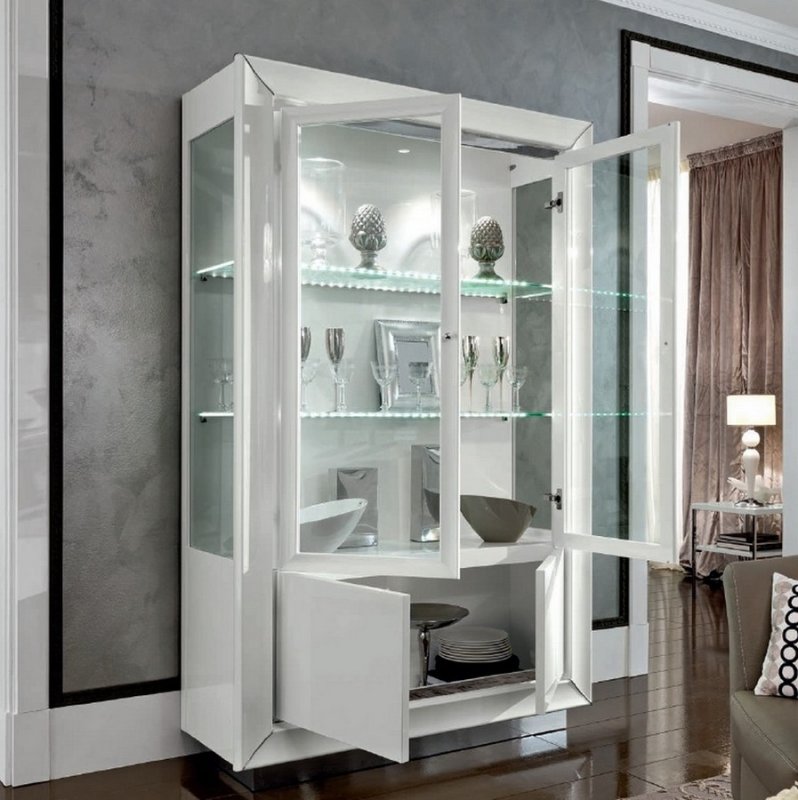 Шкаф-витрина Modern b820