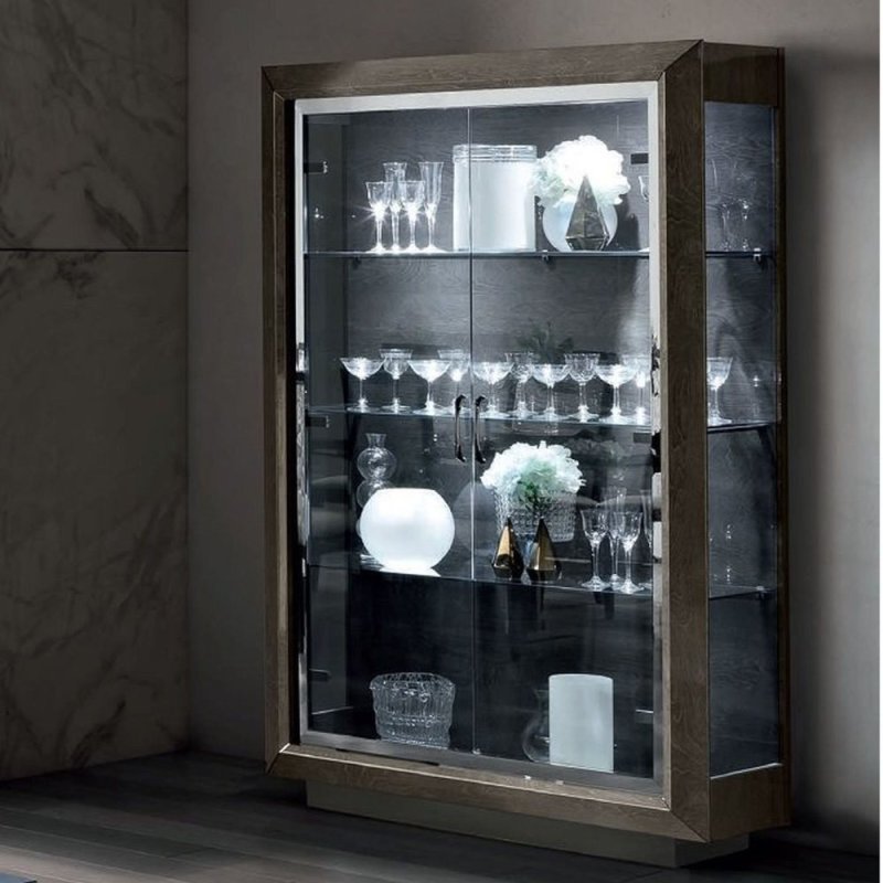 Шкаф для посуды / витрина Taylor. Cabinet / Showcase by Metner