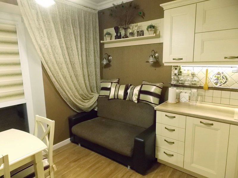 Интерьер маленькой кухни 10 кв.м с диванчиком