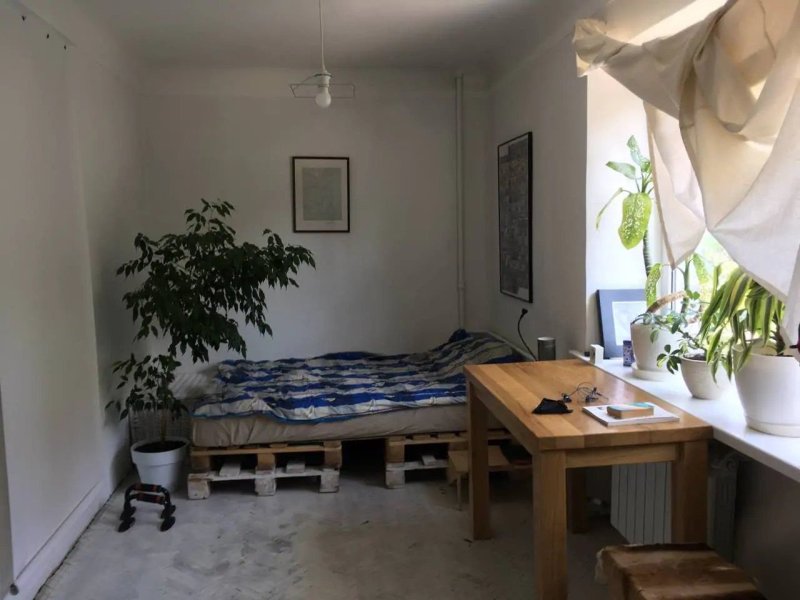 Заброшенная спальня