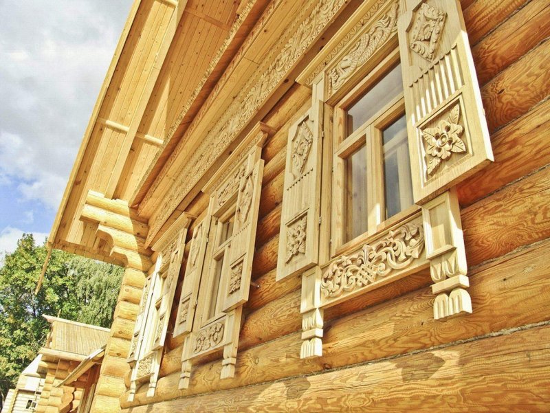 Русская изба резьба по дереву окна