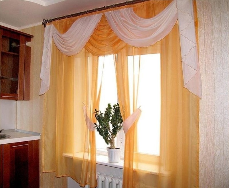 Шторы Кошкин дом на кухню с арочкой