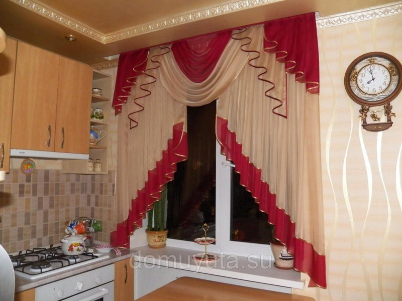 Тюль с ламбрекеном на кухню