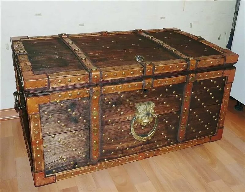 Обклеить сундук