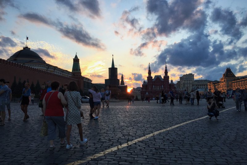Никольская улица пешеходная