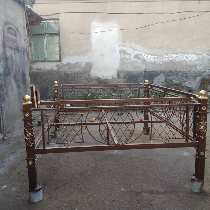 Топчан металлический