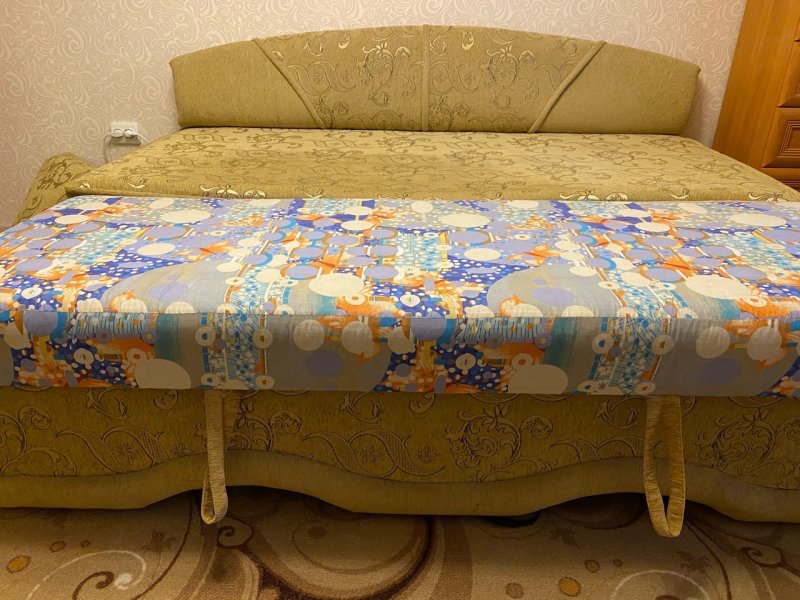 Отдам даром диваны
