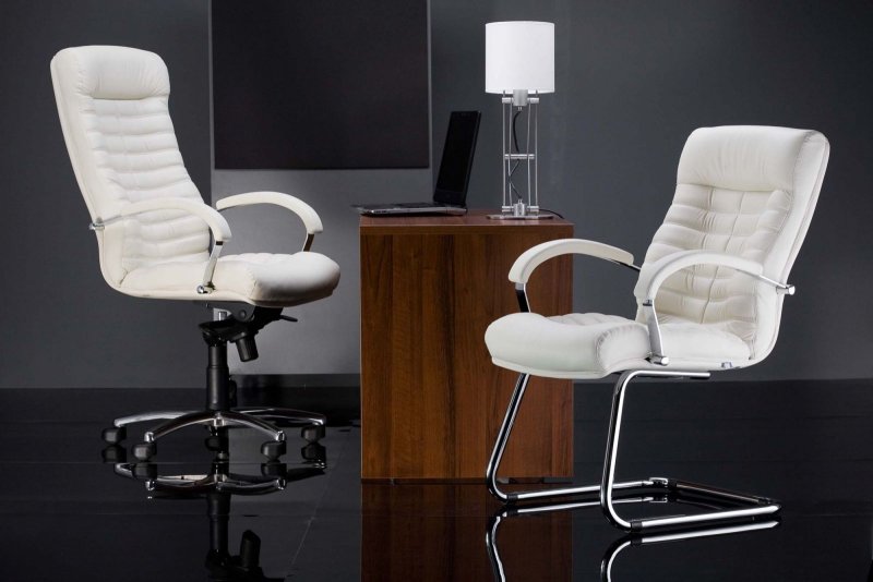 Компьютерное кресло office4you Clark для руководителя