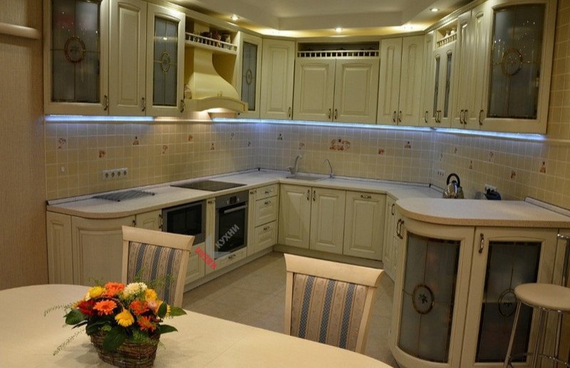 Кухни классические п образные