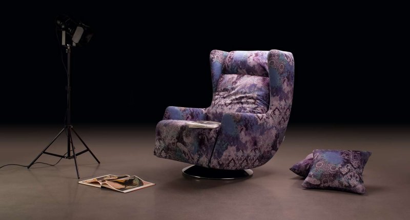 Кресло Wingback Chair