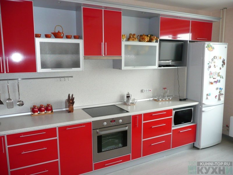 Бело красные кухонные гарнитуры