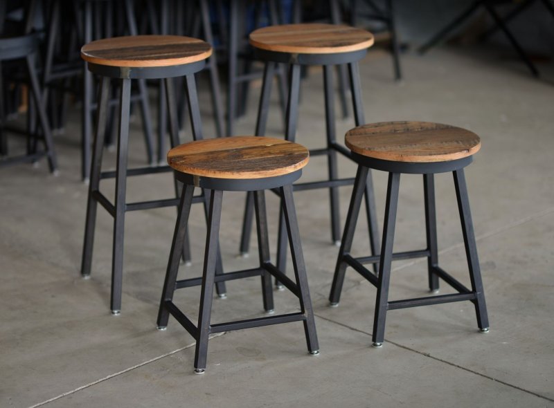 Wooden Bar Stool bw45 / барный стул
