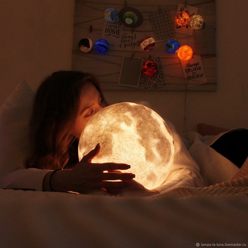 Светильник la Luna