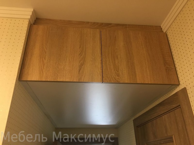 Антресоли в прихожей