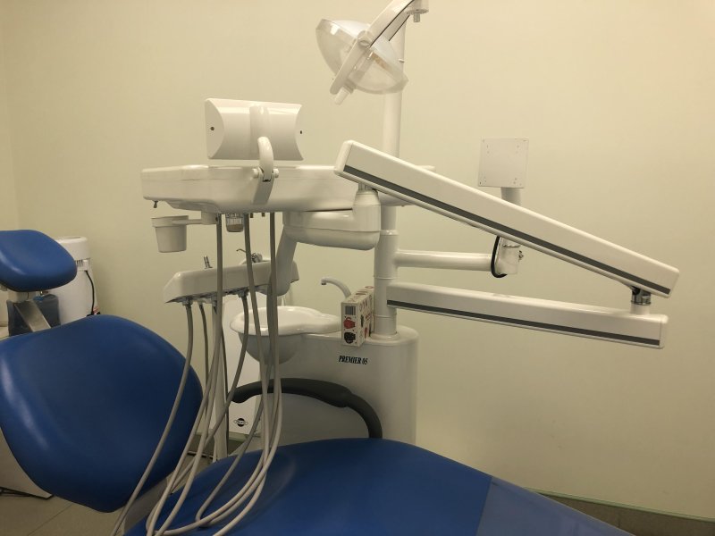 Silver Fox Dental Chair