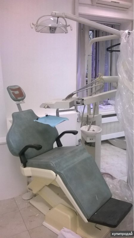Советское стоматологическое кресло