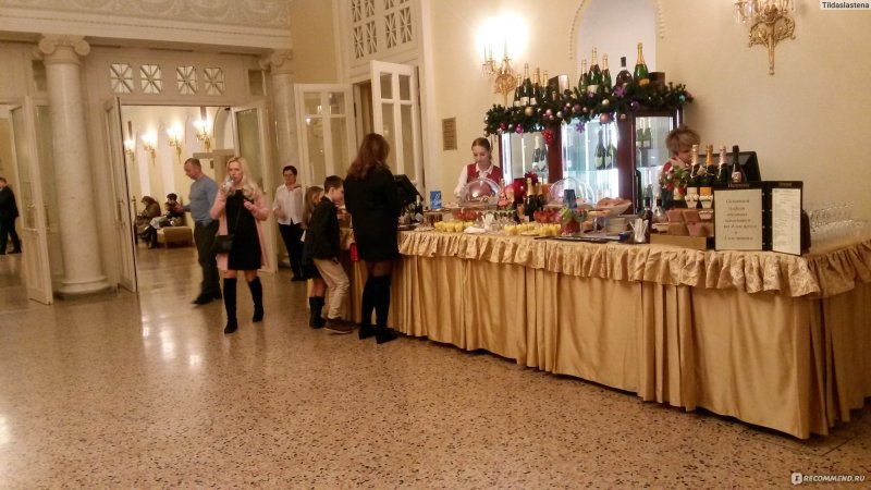Буфет в театре оперы и балета