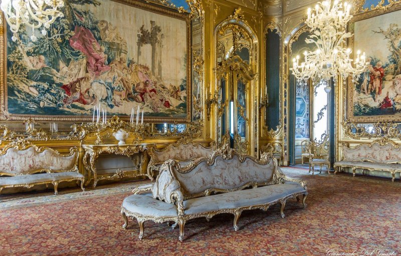 Спальня Asnaghi Interiors