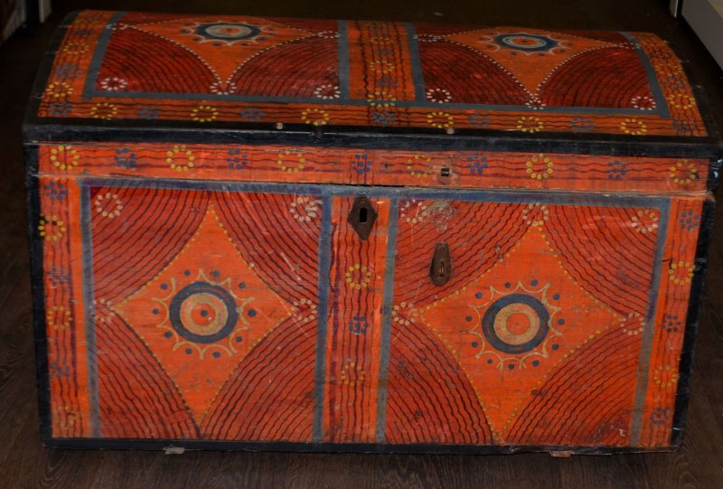 Норвежская роспись по дереву Rosemaling мебель