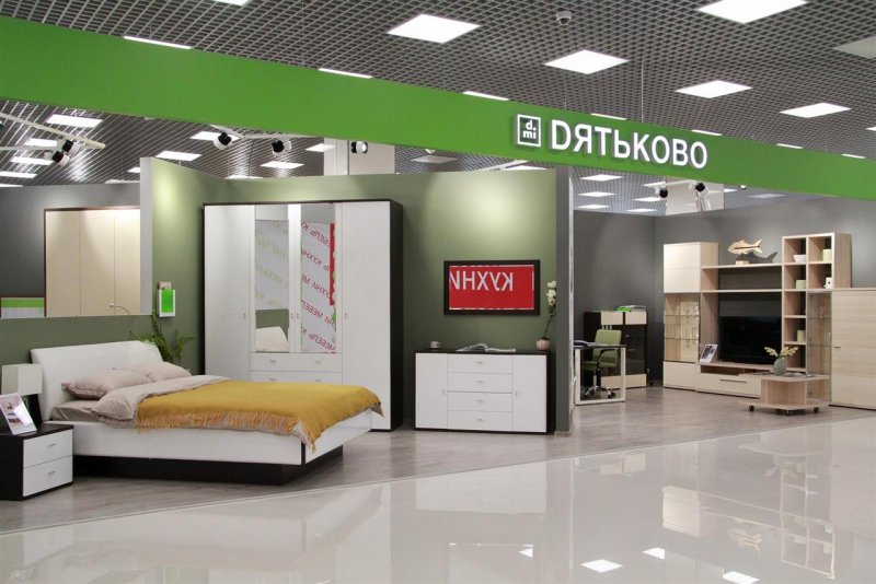 Интерьер обувного магазина