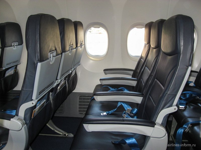 Boeing 737-800 Pobeda салон