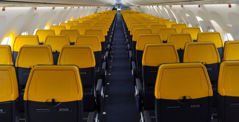 Boeing 737 200 салон