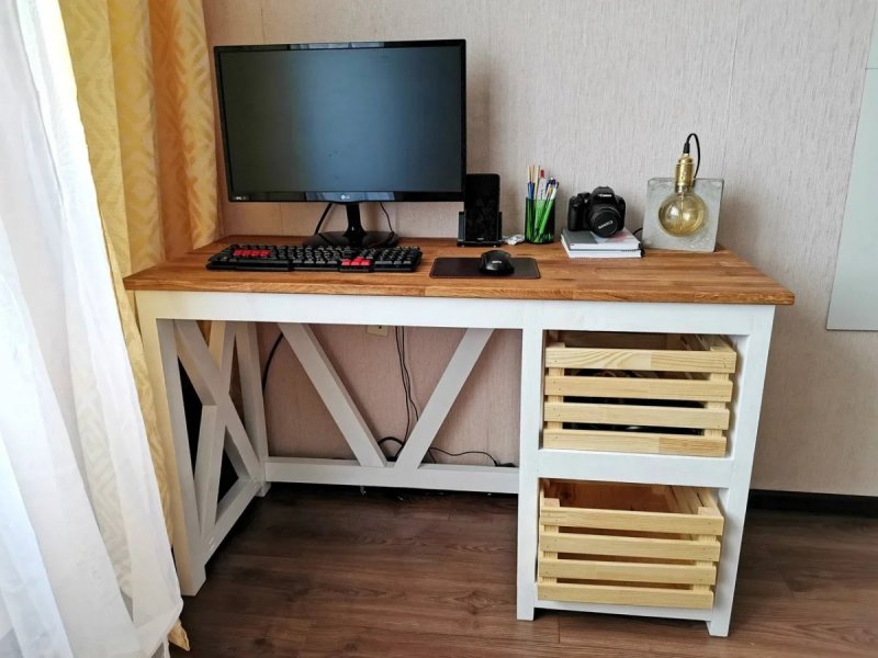Компьютерный стол своими руками