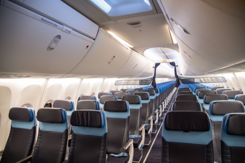Боинг 737 салон