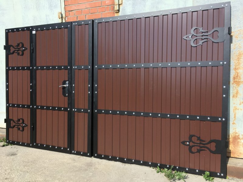 Ворота распашные металлические IP 30