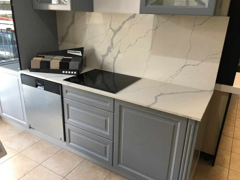 Crystal Calacatta Silva technistone