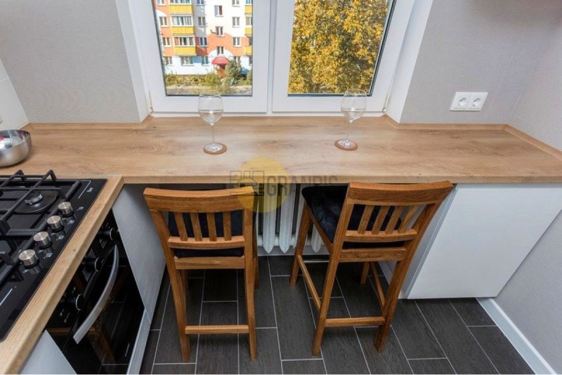 Кухня совмещенная с балконом