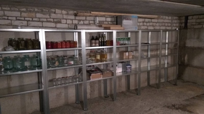 Стеллажи в погреб в гараже