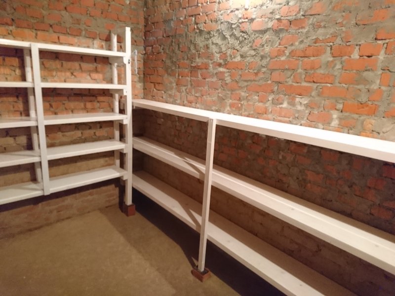Стеллажи в погреб