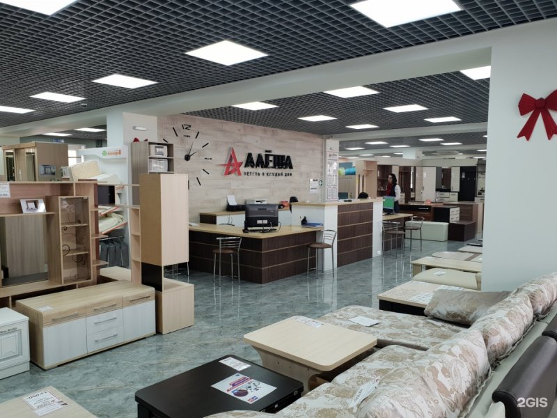 Интерьер мебельного магазина