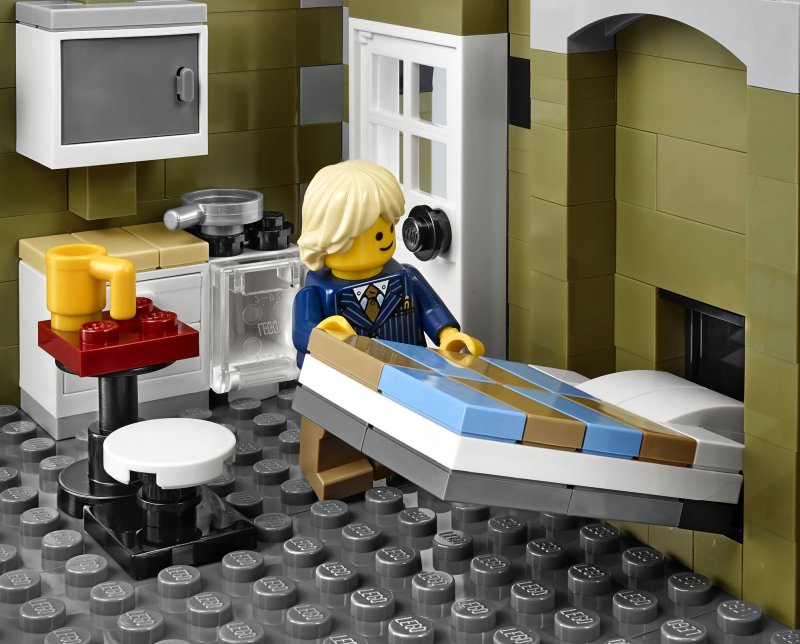 LEGO 10243