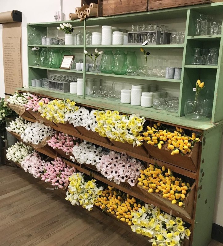 Прилавок цветочного магазина