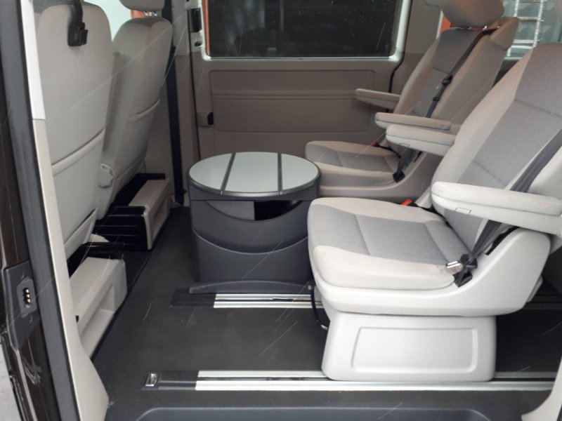 Volkswagen Caravelle 2019 салон
