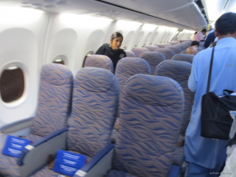 Салон самолета Боинг 737