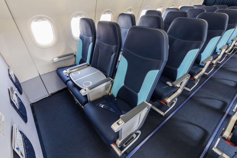 Боинг 737-900 салон