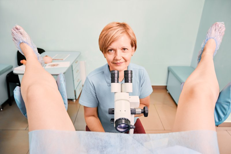 Doctor gyno гинекологическое кресло
