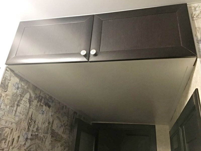 Антресоли в прихожей