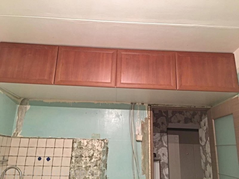 Антресоли в прихожей