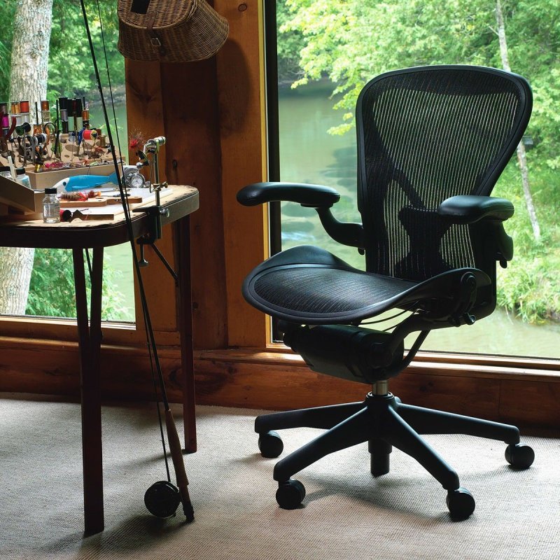 Стул Herman Miller Aeron