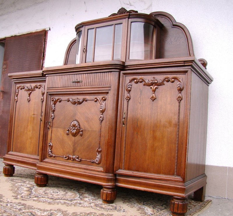 Румынский сервант буфет 60г