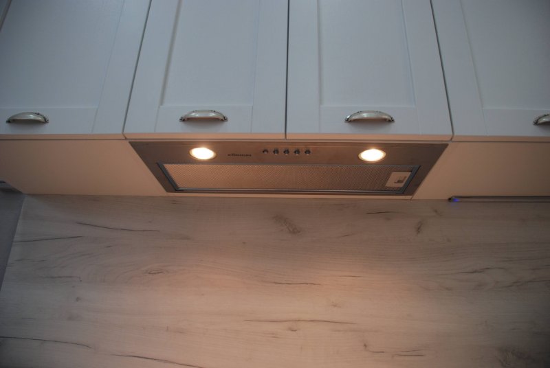 Встраиваемая вытяжка Electrolux lfp516x