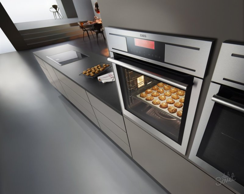 Electrolux EOB 93430 CW