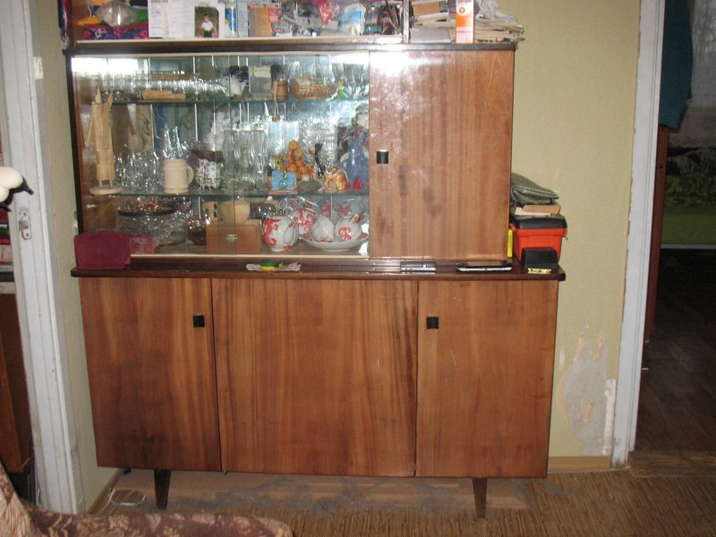 Советский сервант