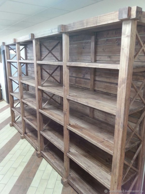 Деревянные стеллажи для магазина